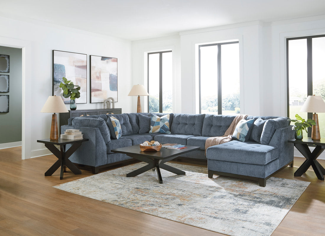 Ashley 330-03 - Sectional