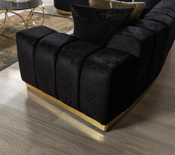 Michelle Black Velvet Curved 118