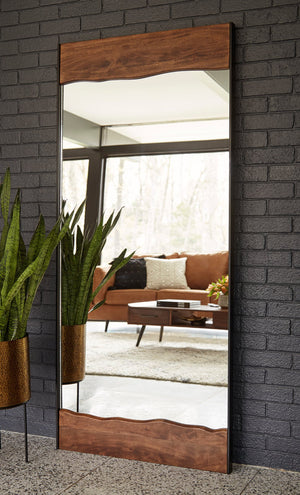 Enhance your home with the A8010197 floor mirror from Moda Home. A sleek brown/black design with a sturdy frame, perfect for any modern space.