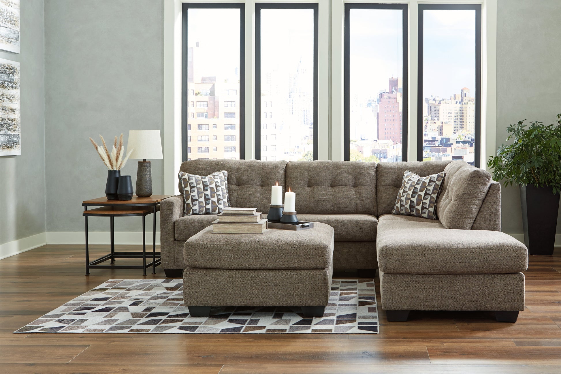 Mahoney 2-Piece Sectional with Ottoman in Chocolate