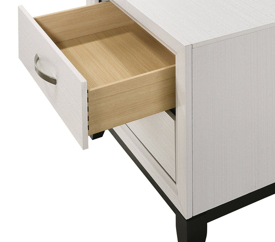 Akerson Chalk Finish Wood Modern Rustic And Charm Panel Bedroom Set