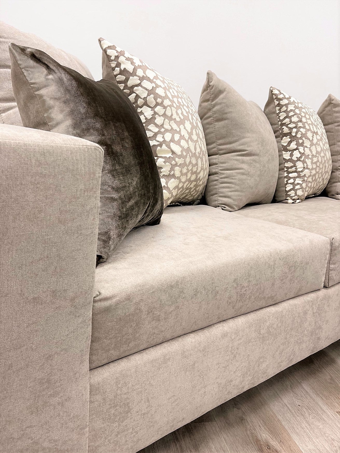 Hollywood Beige Modern Contemporary Solid Wood Thick Fabric Chenille Upholstered Sectional